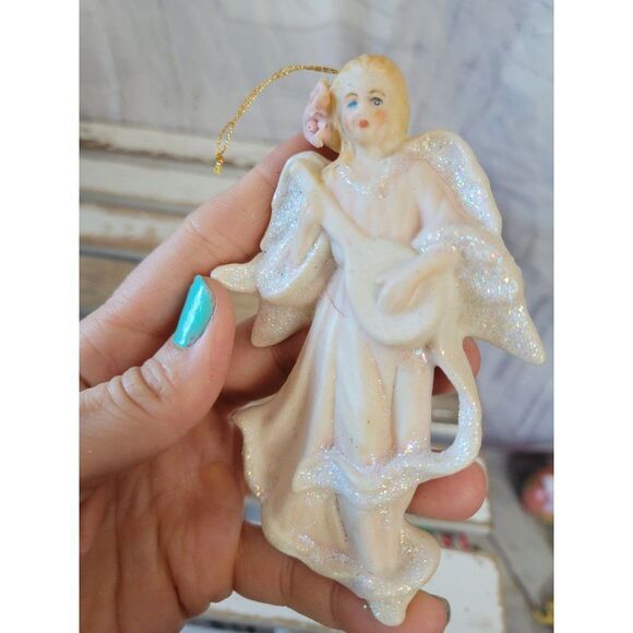 Angel cherub banjo vintage ornament tree porcelain Xmas - Picture 2 of 7